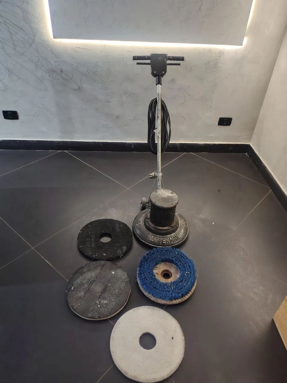 Enceradeira profissional 