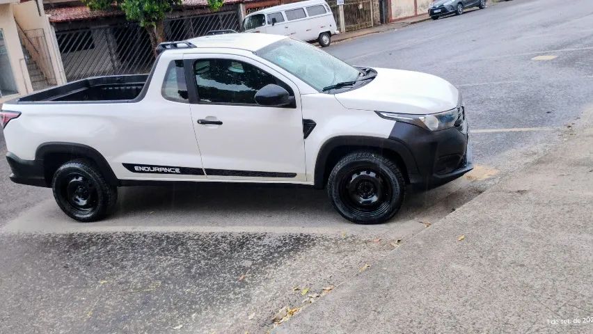 Fiat Strada Endurance 1.4 Flex 8V CS Plus 2021 - Foto 4