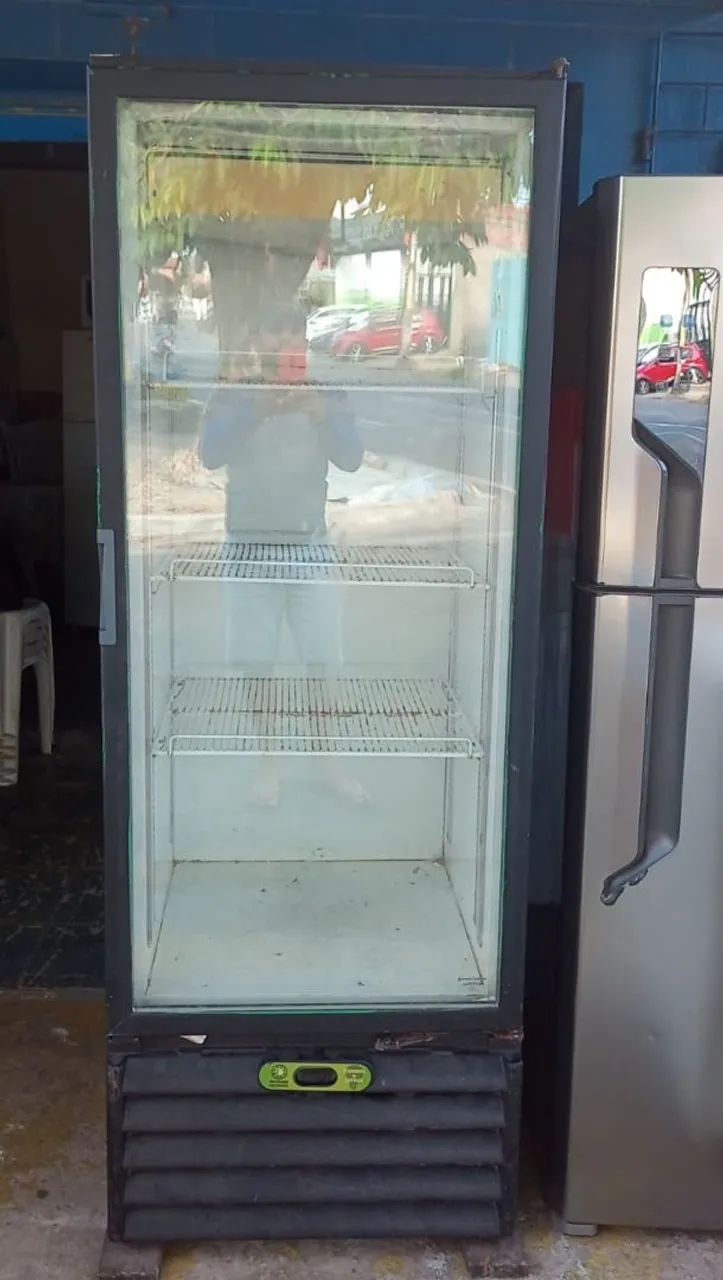 Vendo um expositor de bebidas moderno  - Foto 2