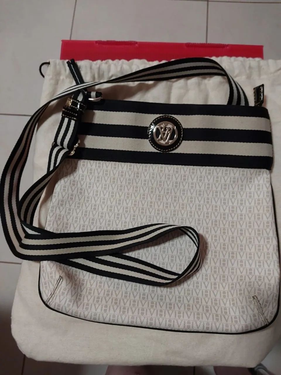 Bolsa Victor Hugo Original,  em ótimo estado