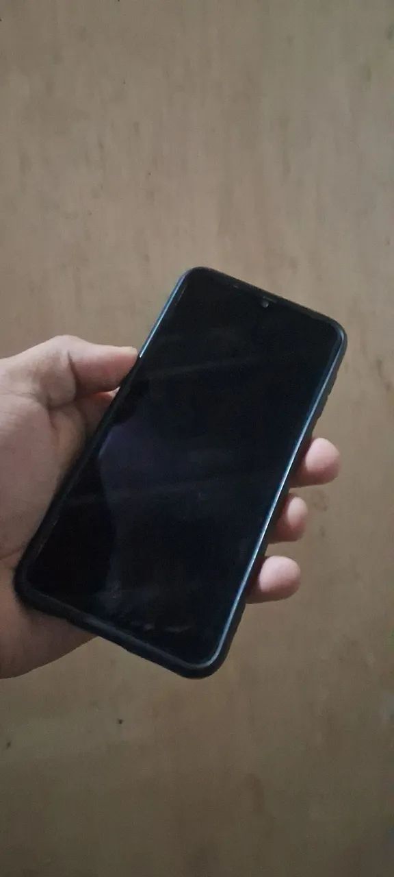 Celular Galaxy A50 / Acompanha capinha.