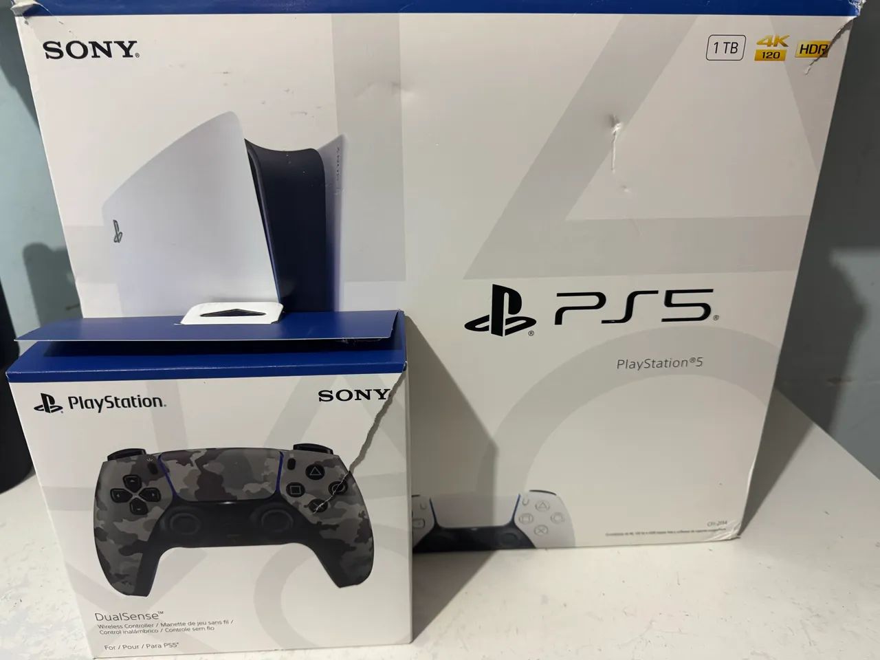 PlayStation 5 1tb com leitor de disco + 2 controles  - Foto 2