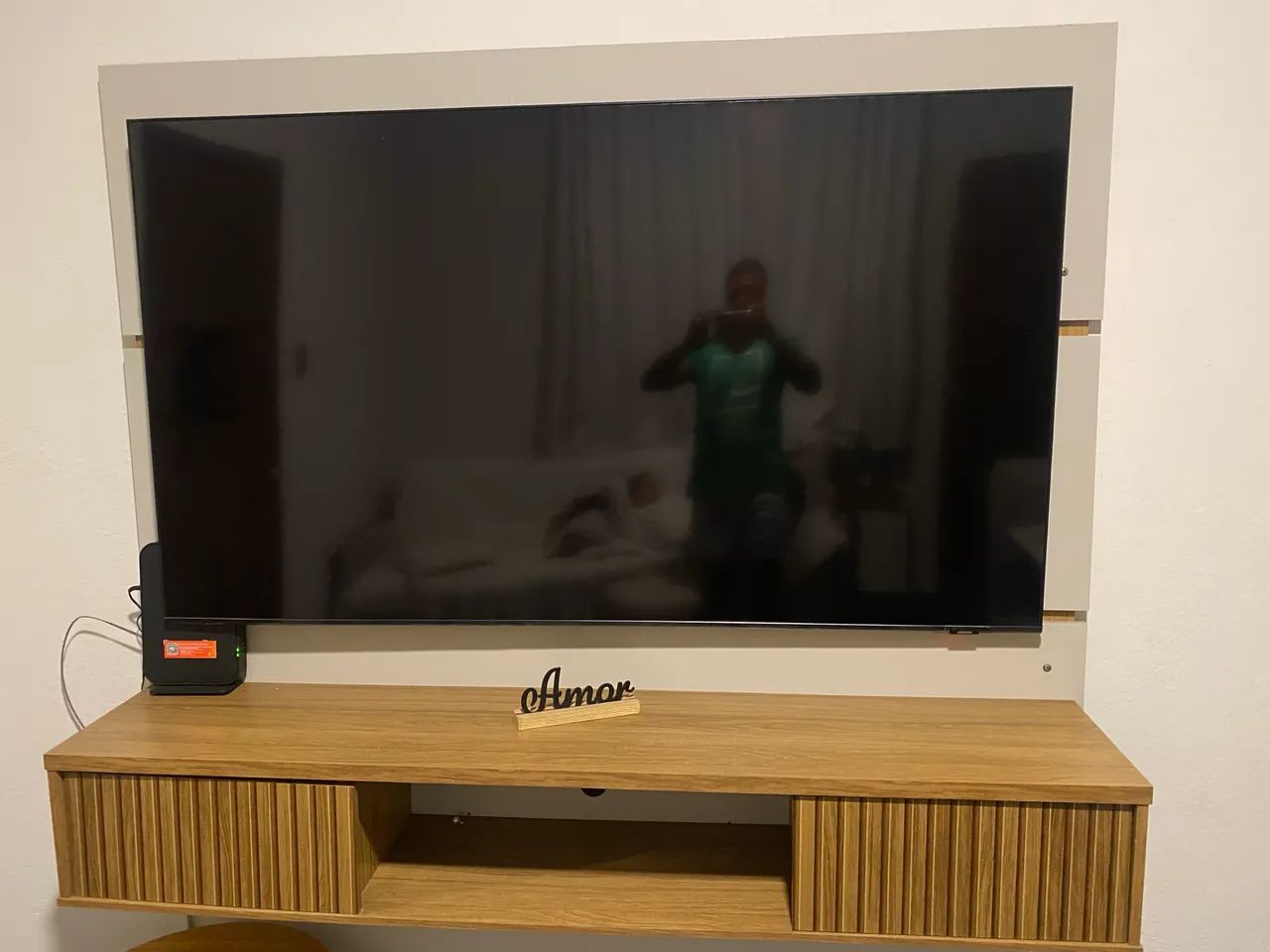 Painel de tv 65 polegadas,2 portas!