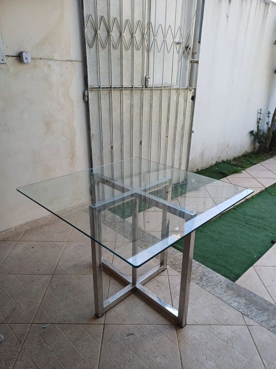 Mesa com quatro cadeiras - Foto 5