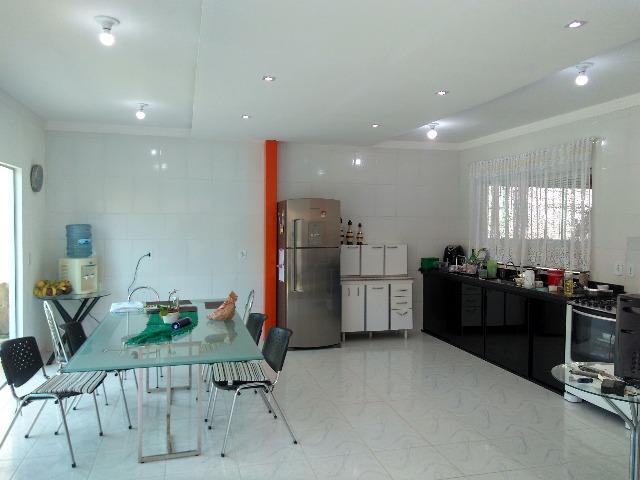 Casa 3 Quartos (2 Suítes) em Lote de 820m² | DF-150 Condomínio Vivendas Alvorada 2