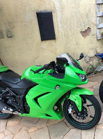 Kawasaki Ninja 250R - Não aceito trocas!