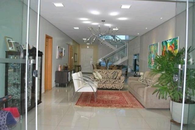 Sobrado no Condomínio Belvedere com 4 quartos - Foto 2