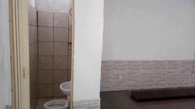 Excelente Casa de 03 Quartos na Quadra 02 Setor Norte do Gama - Foto 2