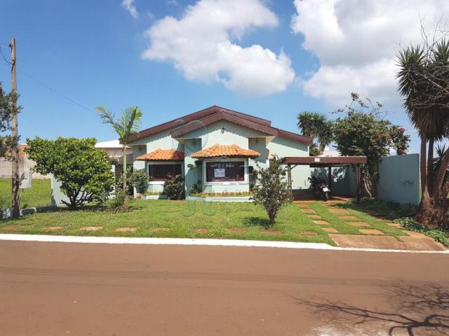 Casa de condomínio à venda com 3 dormitórios cod:V102050