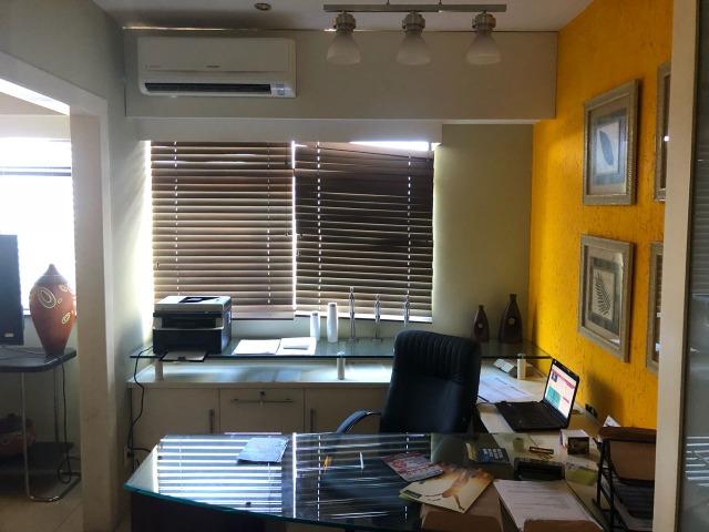 Sala Comercial 53m² com Garagem e mobiliada - Ed. Work Center - Avenida do CPA - Foto 3