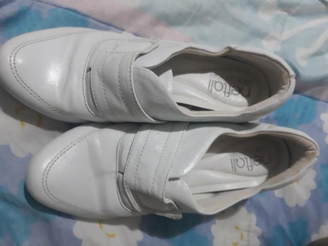 Sapato branco neftali clinic confort