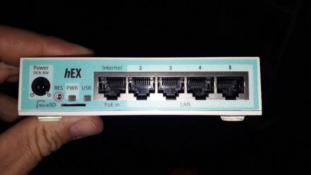 Mikrotik Cloud Core Router Ccr1009-7g-1c-1s+pc
