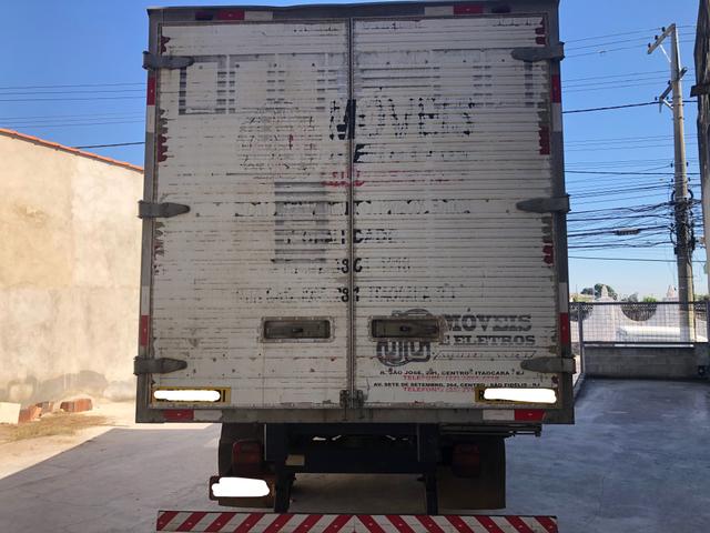 Ford F4000 baú Extremamente Nova em perfeito estado e baixa km - Foto 5