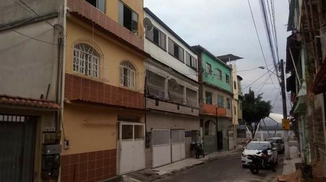 Vendo Sobrado 3 andares com escritura no coração turistico e lazer de São Pedro! - Foto 2