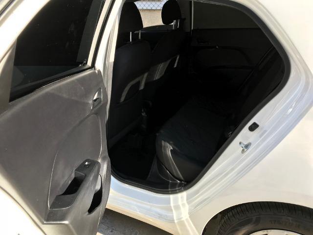 HB20 1.0 Comfort Plus 14/14 Branco - Foto 8