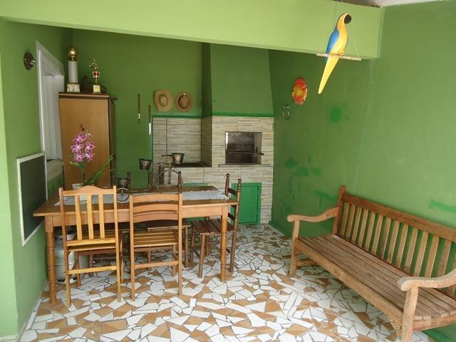 Casa econômico com 03 dormitórios, á 900m da Praia de Bombas. Cód.025 - Foto 18