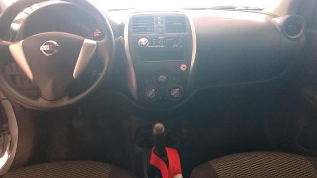 Nissan Versa Confort 1.0 12 v - Foto 7
