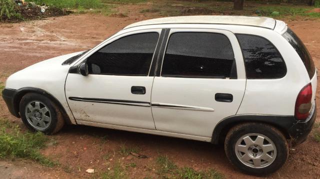 Vende-se corsa 1.0 - Foto 5