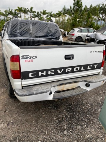 Sucata Chevrolet S10  2.8 4x4 Colina 2005 - Foto 4