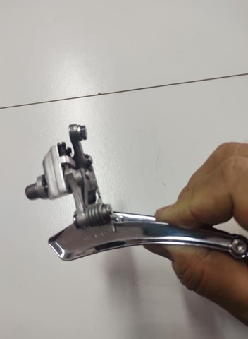 Câmbio dianteiro antigo  anos 90 p/ Speed braze on marca Gipieme Italiano em ótimo estado - Foto 6