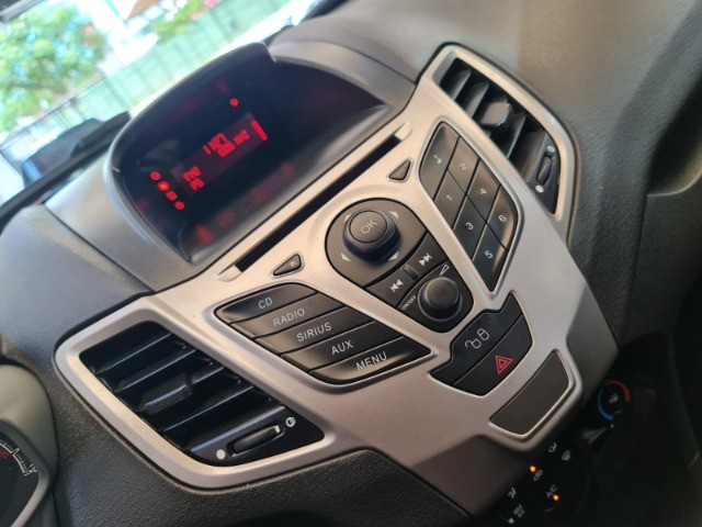 Ford New Fiesta 1.6 SE !! Carro Impecavel!! - Foto 6