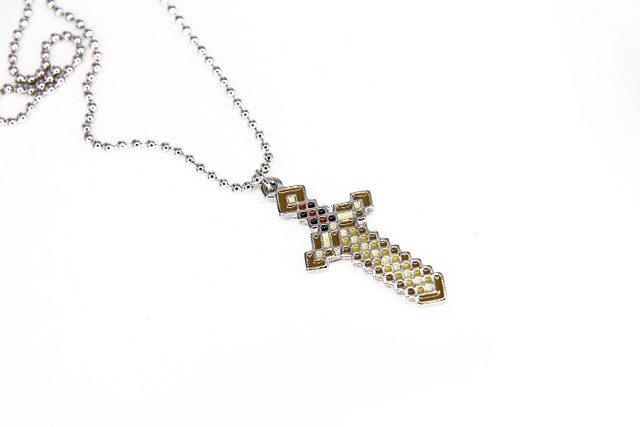 Colar Espada de Ouro Minecraft  - Foto 3