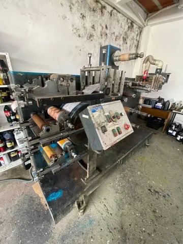 Vendo Impressora flexográfica 5cores + verniz uv e maq com puxada eletrônica