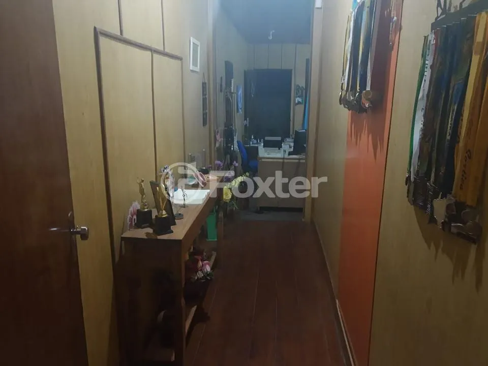 Casa à venda Rua Barão de Itaqui, Jardim São Pedro - Porto Alegre