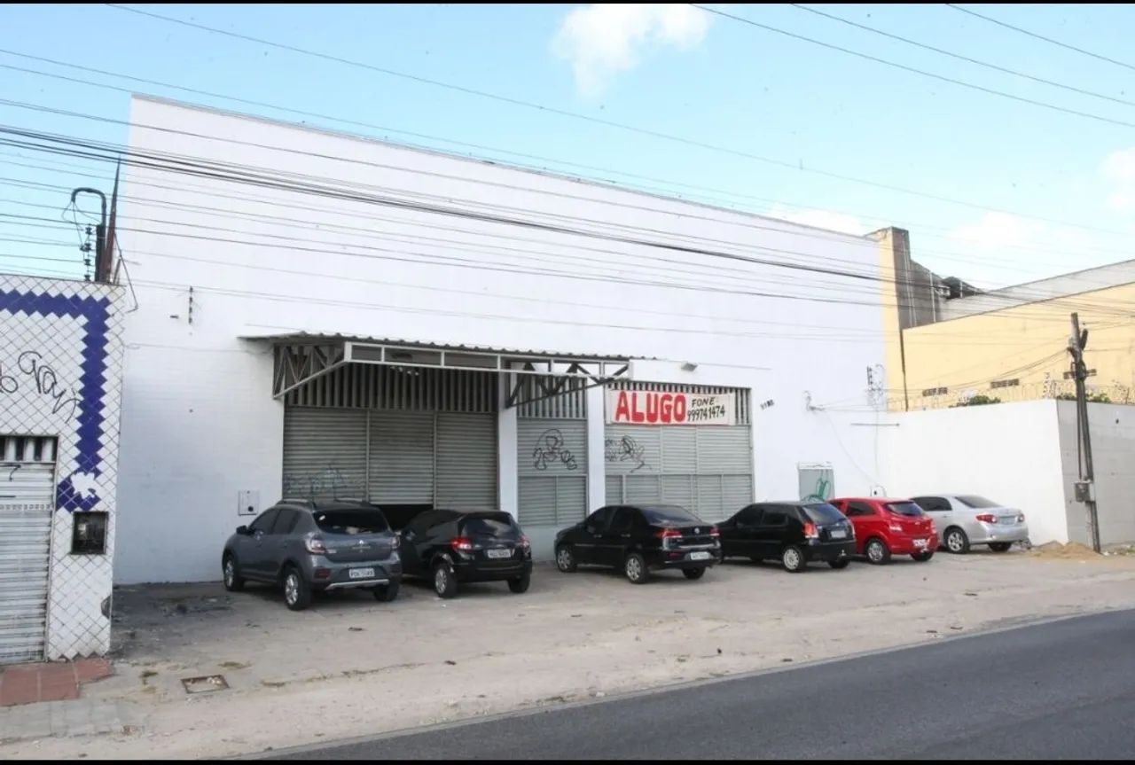 Alugo galpão, com docas e ampla área de manobra  - Foto 9