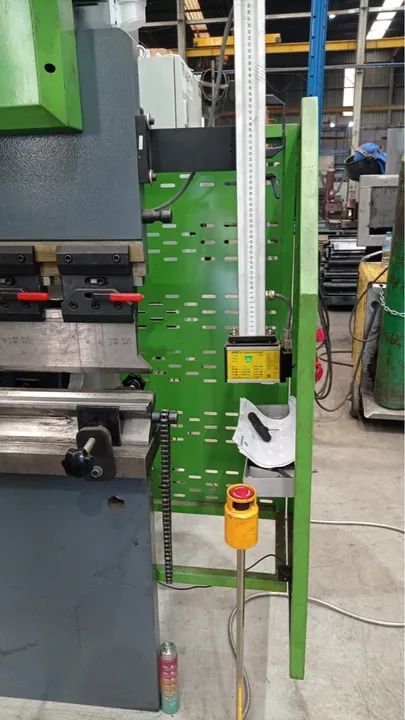 Dobradeira 125T ano 2023 usada  - Foto 4