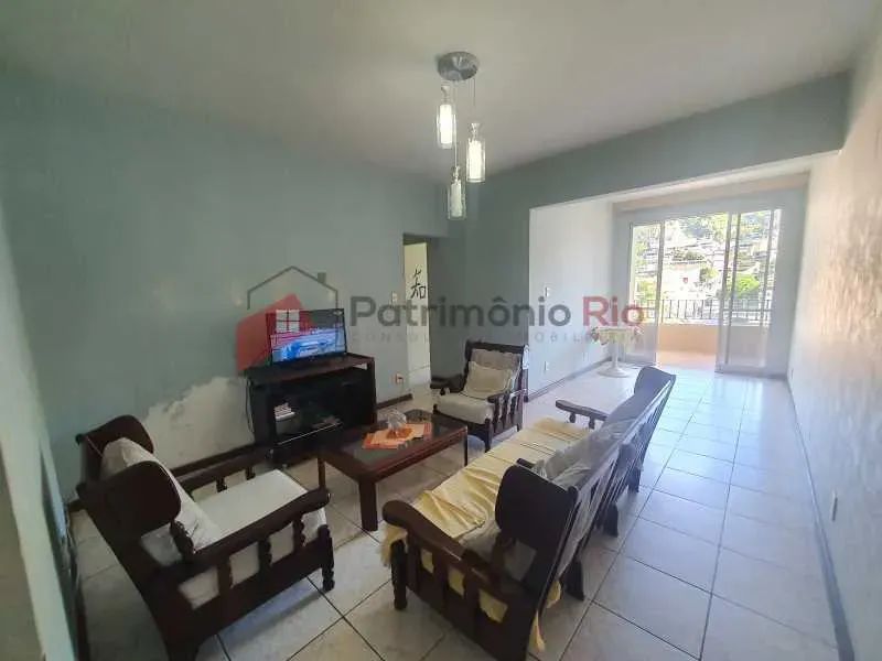 Apartamento 2 quartos, 1 dependência, varanda e vaga