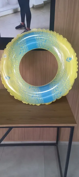 Boia circular inflável