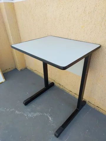 Mesa auxiliar  - Foto 2