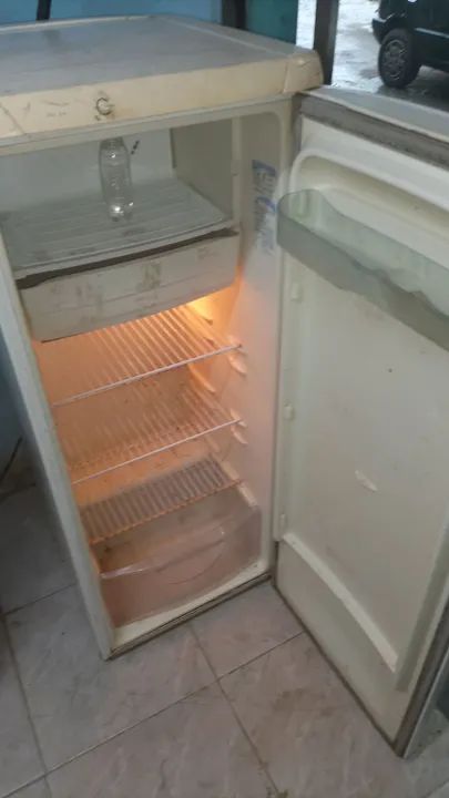 Geladeira frete grátis  - Foto 2