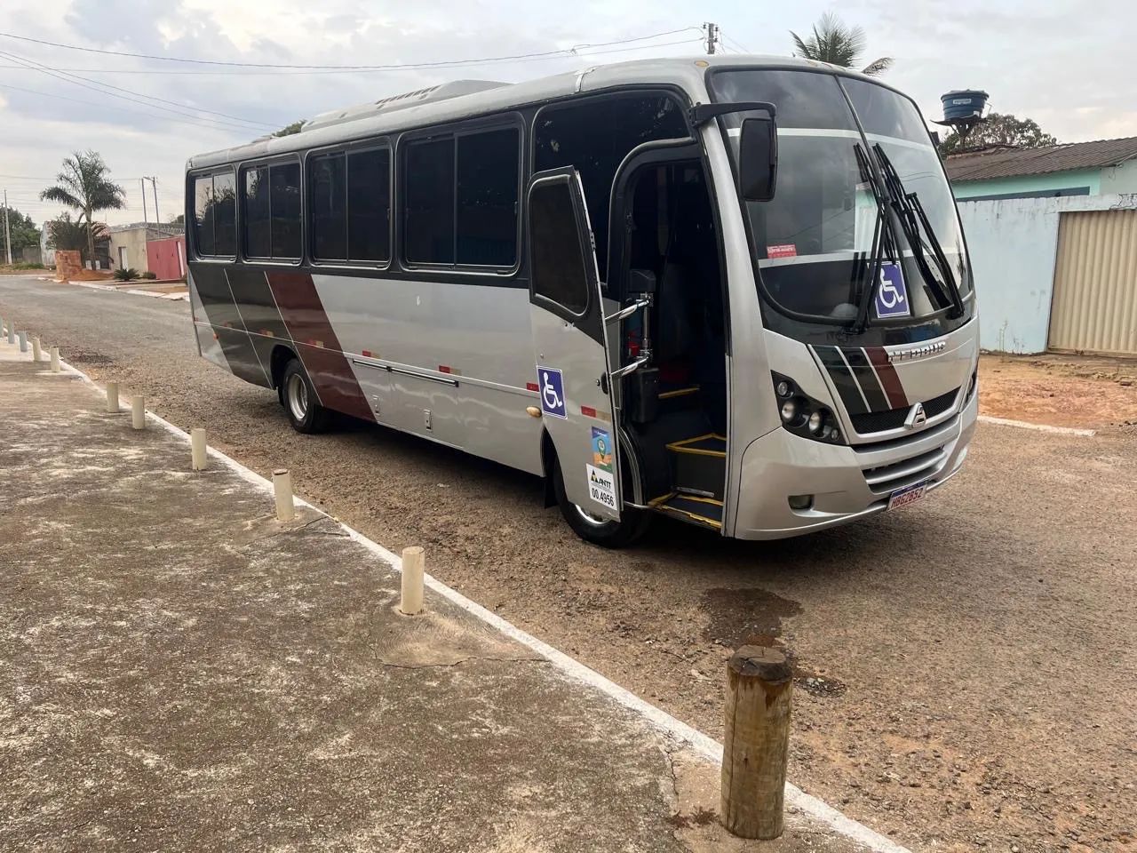 Vendo micro ônibus  - Foto 3