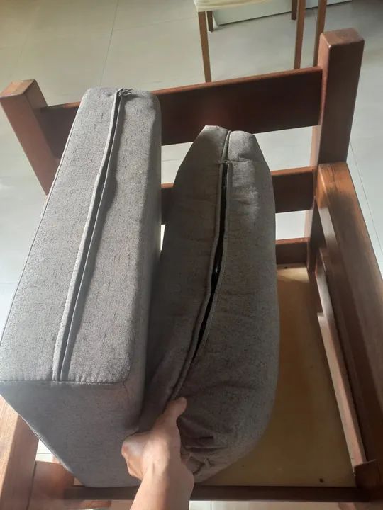 Cadeira de Madeira de lei  - Foto 4