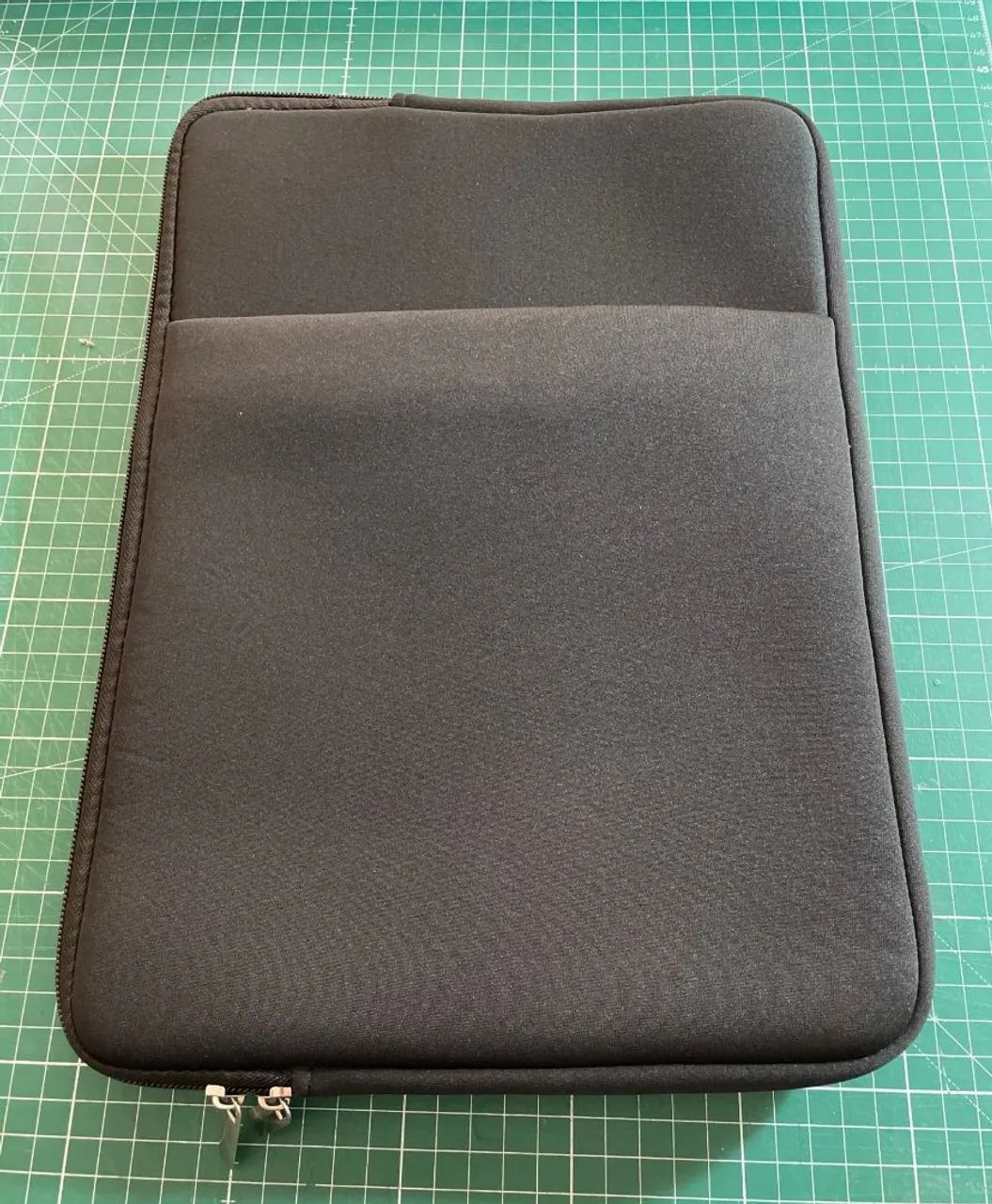 Capa de notebook com bolso 15.6 Nova - Foto 2