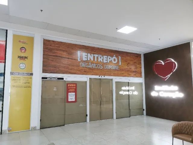 Loja 105m2 com mezanino na Enseada do Suá