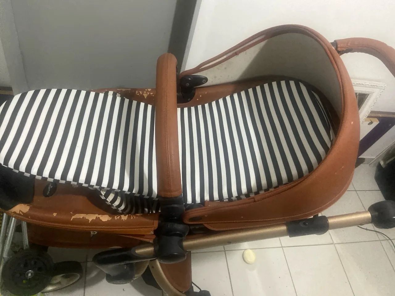 Carrinho de Bebê Luxo - Mima Xari