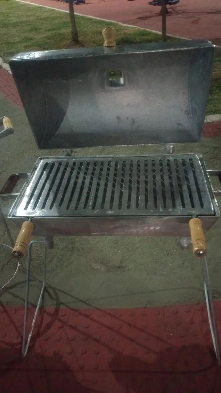 CHURRASQUEIRA A BAFO SUPER GRANDE TODA EM ALUMÍNIO