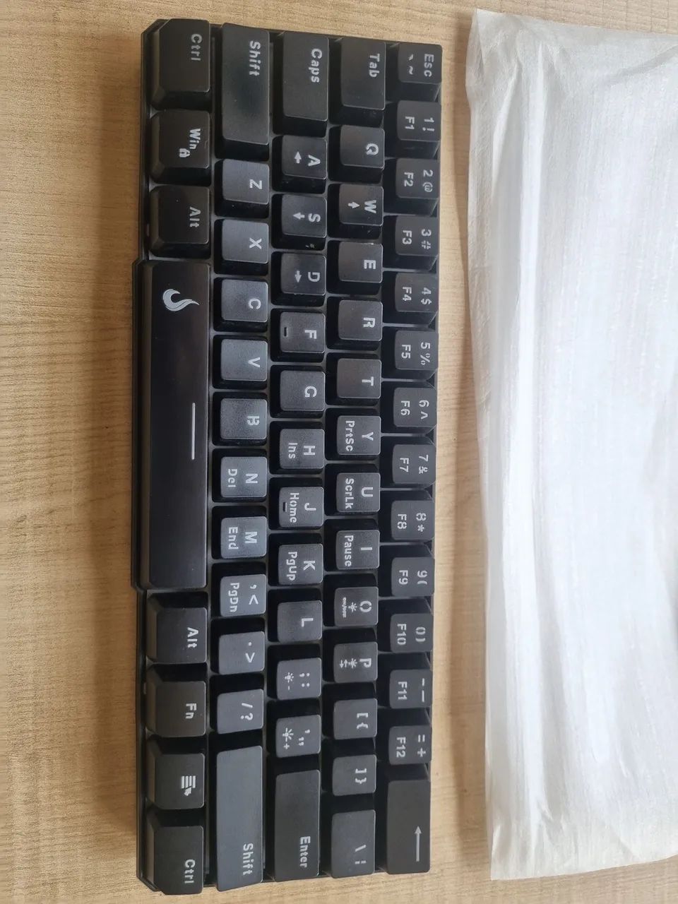 Teclado Semi Mecânico Rise Mode 68% gamer RGB - Foto 2