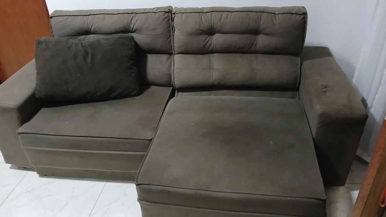 Sofá Retrátil 64840786104835120