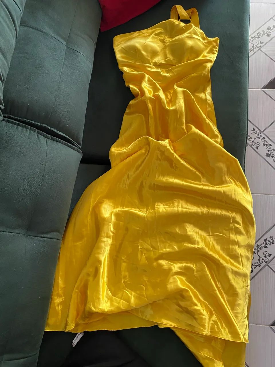 Vestido amarelo longo cetim 
