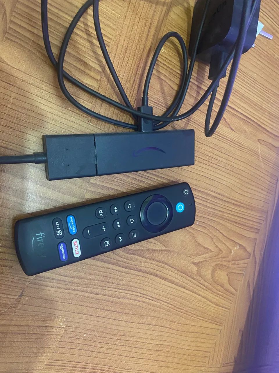 Fire Stick novo deixe sua Tv antiga Smart 