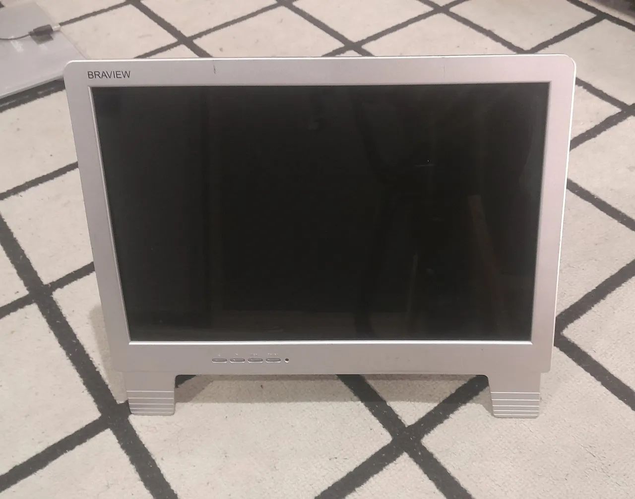 Monitor 15"