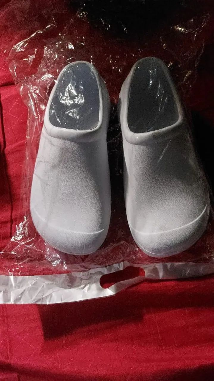 Sapatos Crocs Branco - Foto 2