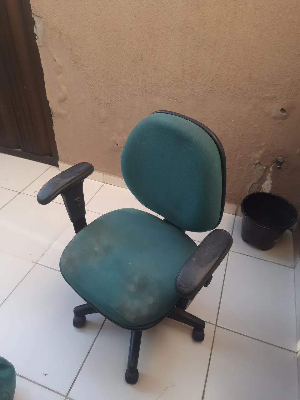 Cadeira de escritório com rodinhas