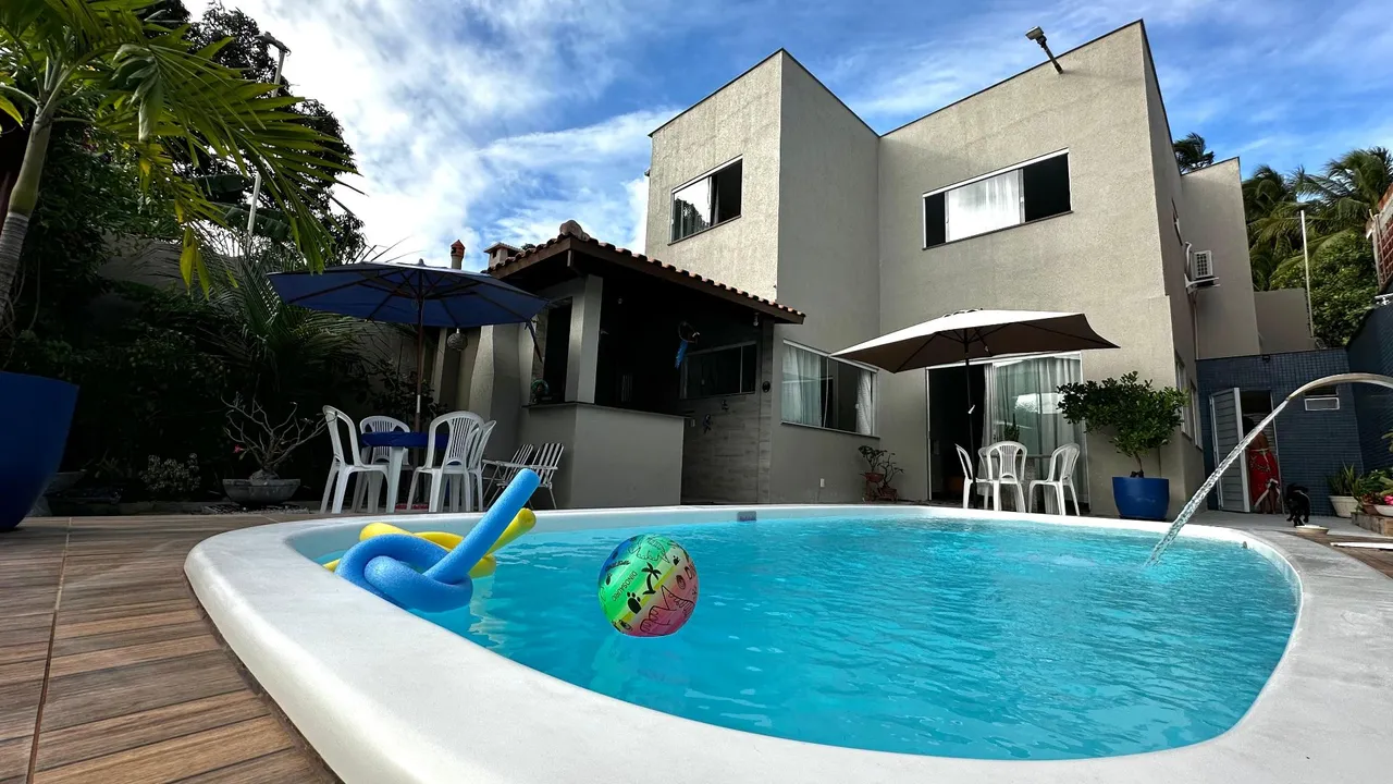 Casa com Piscina em Barra de Jacuípe - Temporada Perfeita para Você e sua Família!