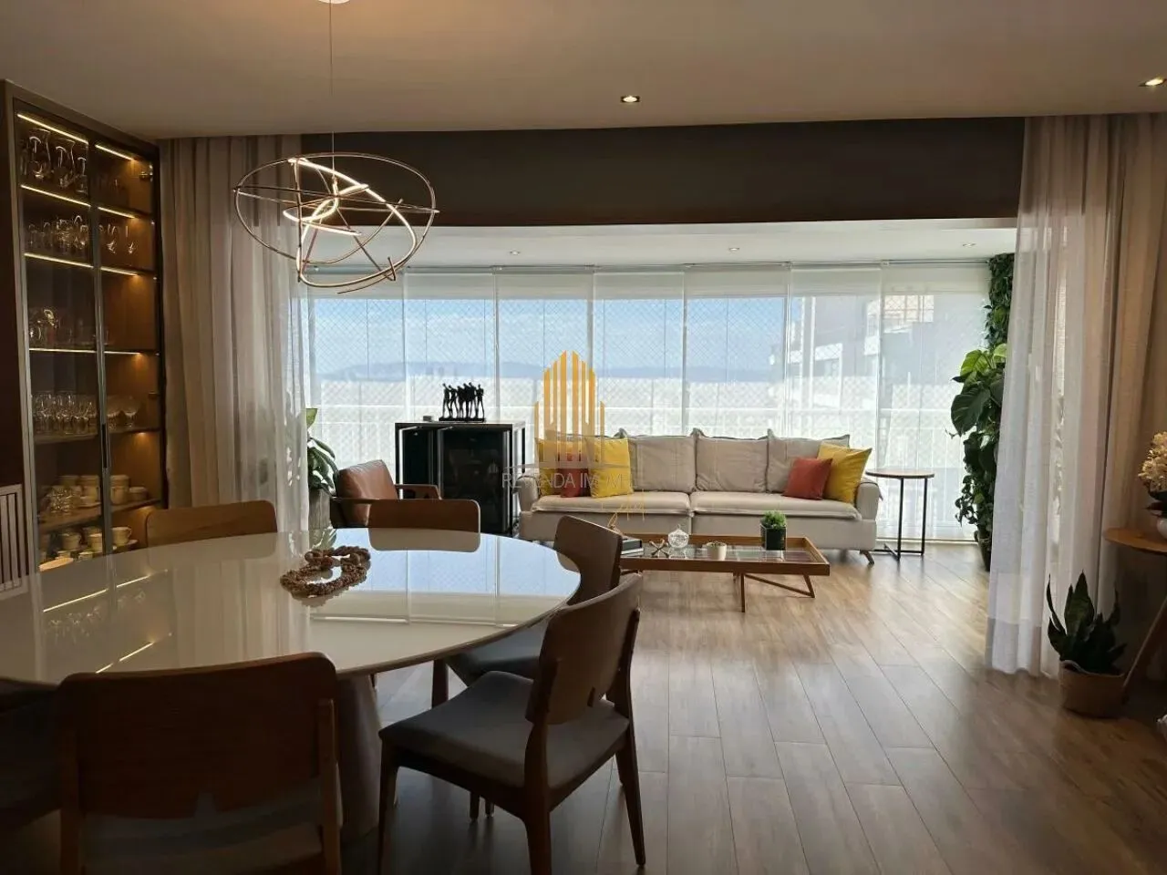 Reserva Mairarê Apartamento a venda com 3 suítes ampla 3 vagas de garagem no Morumbi, São