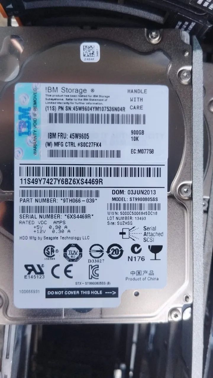  HDs IBM 900 GB 10K 
